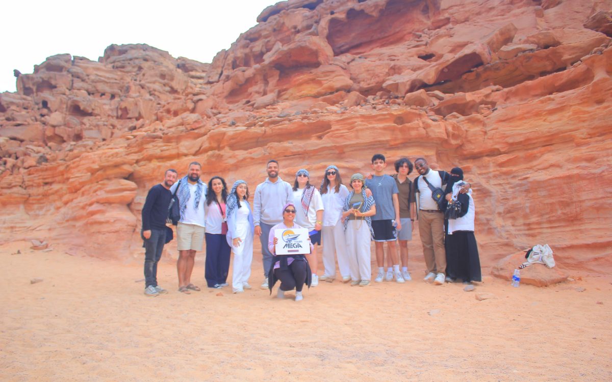 🌊 Dahab – Canyon – Lagoon 4×1 Tour from Sharm El Sheikh